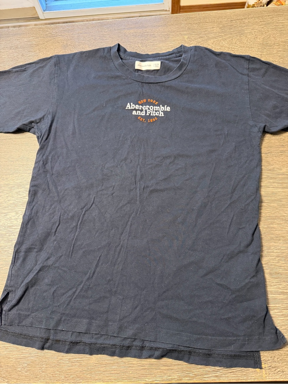 abercrombie kids Navy Crew Neck Logo Tee. Bin 125